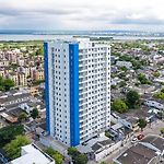 Apartamento Moderno 2H cerca Aeropuerto, Playas y Centro Historico