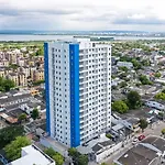 Apartamento Moderno 2H cerca Aeropuerto, Playas y Centro Historico